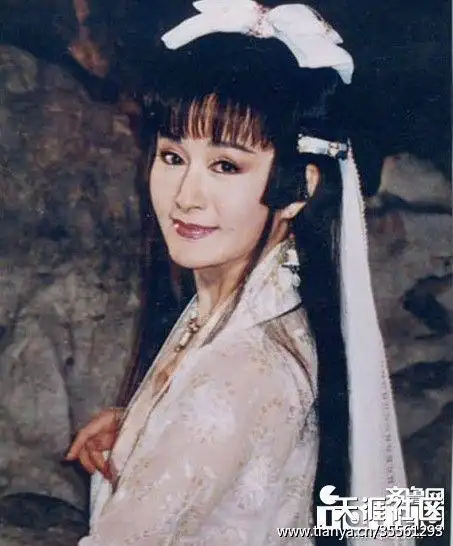 真心希望女孩子少一些怨念,学习一下潘美人天真无邪