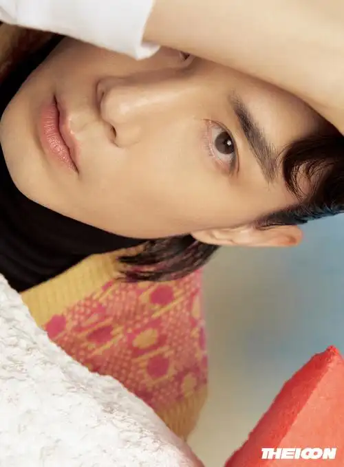 李承铉theicon封面##李承铉狼尾湿发大片