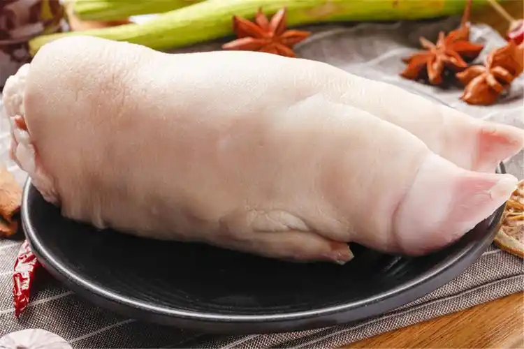 原创在家卤猪蹄用前蹄还是后蹄别贪便宜肉贩子买错了全是骨头