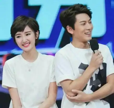 毛晓彤的两任前男友是谁毛晓彤情感分析