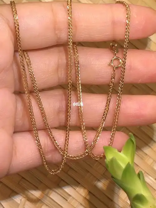 黄18k金肖邦项链