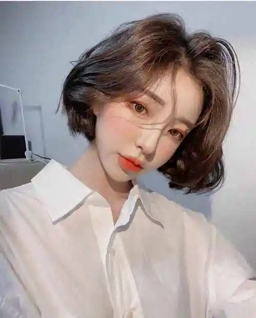 头发少的人适合什么发型(适合发量少细软的短发)