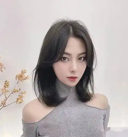 "微性感锁骨发"_中国_发型_人类