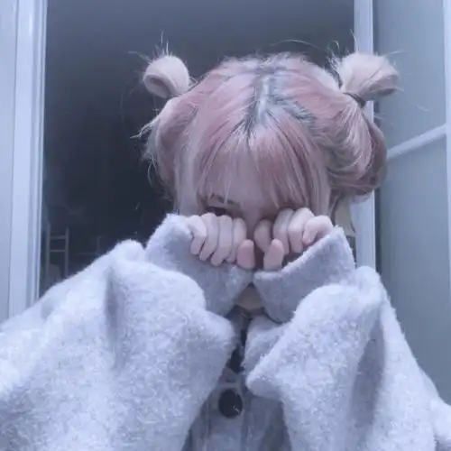 4月30日 21:39   关注  头像 真人 小姐姐 软萌 手机挡脸 评论 什藏