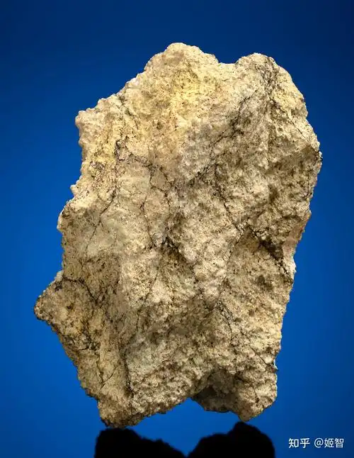 截止2020年12月20日,全球发现并国际命名的陨石(包括南极陨石)共有