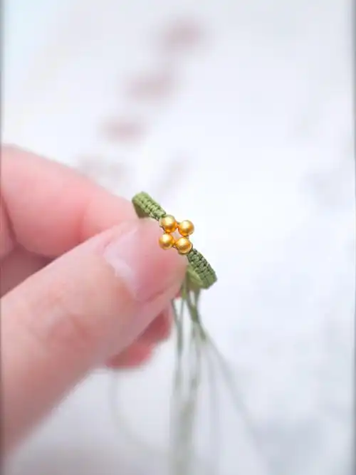 四叶草戒指手编绳教程