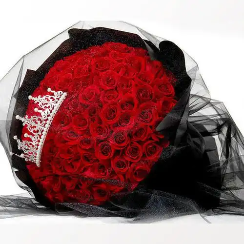 好运99支红玫瑰黑纱搭配皇冠一个1929