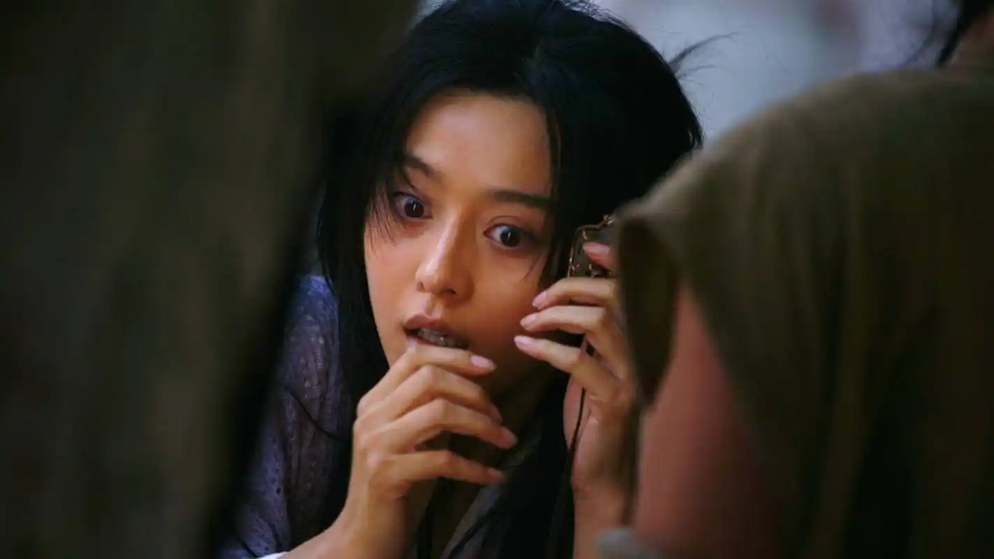 范冰冰偷逃税案后续:无锡税务局5人被问责;乐视网