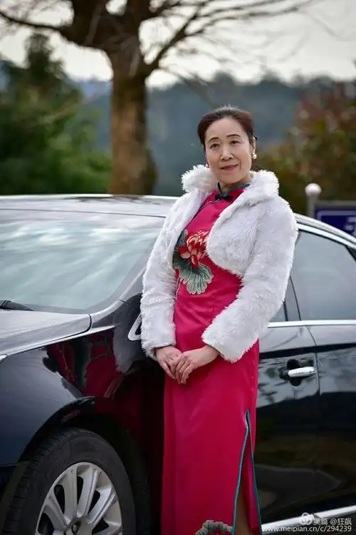 一一连江县老年大学旗袍秀 - 美篇