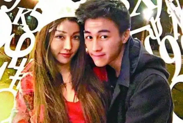 by2经历了什么by2和王力宏什么关系