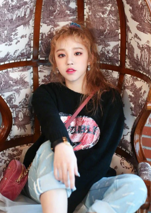 宋雨琦素颜照曝光,撞脸豪门总裁,颜值一言难尽