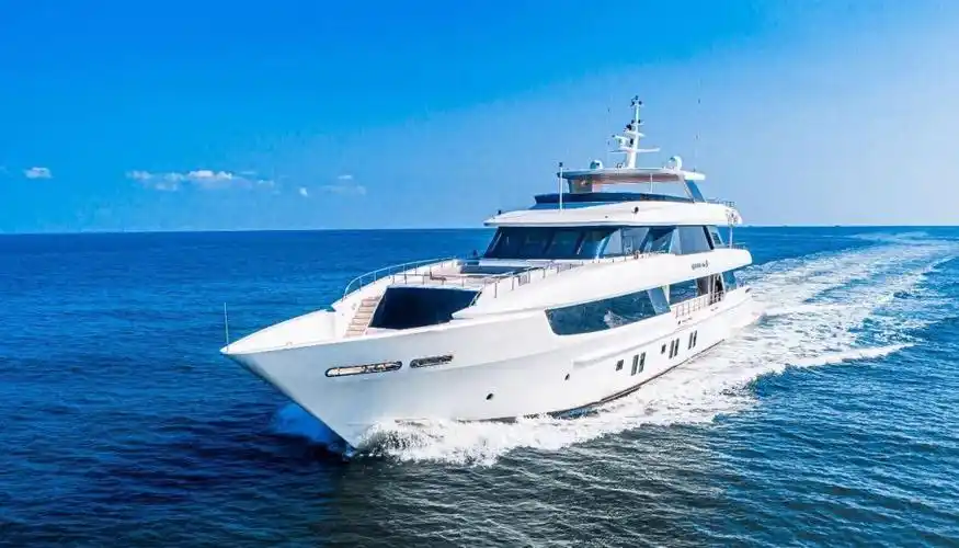 百余艘游艇开往海口消博会游艇展来啦