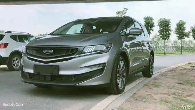 行走的舒适嘉家用首选华系之傲试驾2021款吉利嘉际