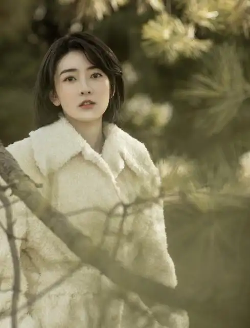 与蒲巴甲和平分手,对梁洁而言并非"坏事",甚至能帮到她事业?