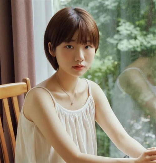 清新女学生短发 新学期开学发型