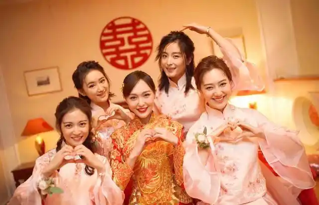 唐嫣婚礼誓词吐露嫁给罗晋原因,唐嫣罗晋伴娘伴郎团揭秘