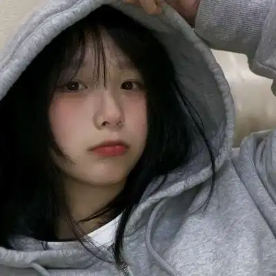 女生头像可爱温柔真人高清好看的女生头像真人温柔18岁左右图片