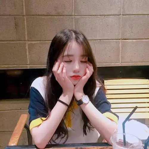 女生头像|一个貌美如花初长成