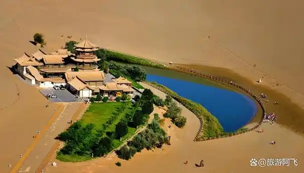 月牙泉旅游景点攻略