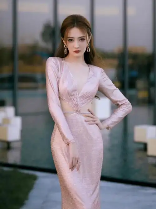 徐璐璐图片_明星徐璐个人资料_明星徐璐的新闻