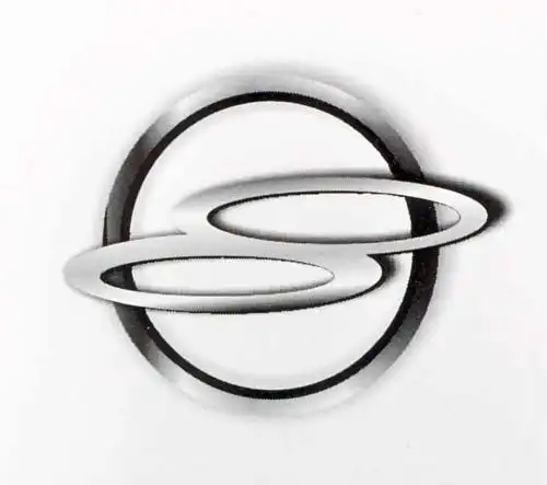 看到一辆车标是s开头的越野车,老霸气了一串英文字母好像是sp.