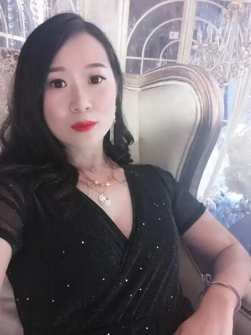 去年把我叫阿姨的那个40岁大姐,请看看现在的我,你会叫我什么