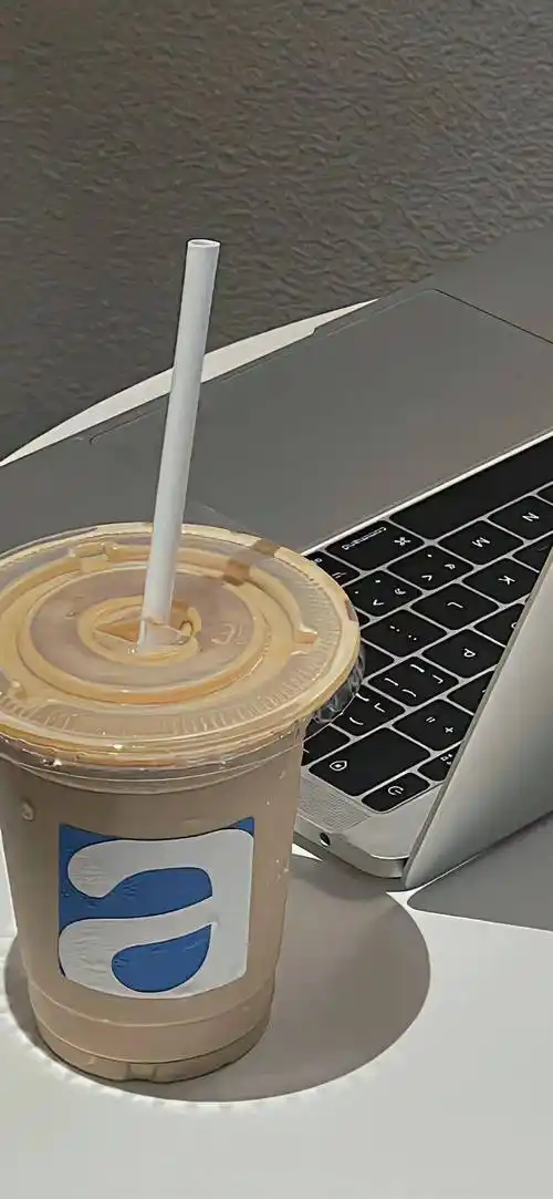 壁纸| 小众ins风锁屏壁纸