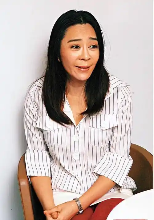 刘德华唯一承认的前女友,分手后曝华仔私密事,37年还没放下_喻可欣