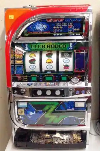 收藏品 赌场 老虎机 缝纫机 其他 目前出价: usd 10.