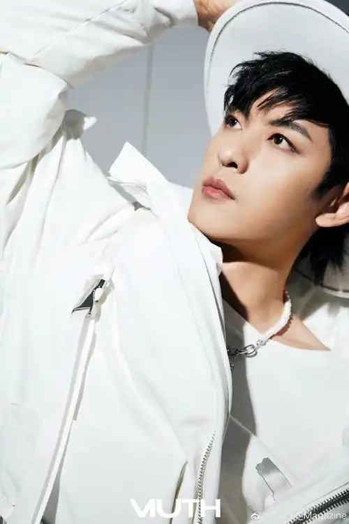 敖犬红纱剪影大片##viuth_magazine