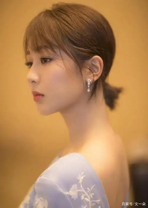 杨紫短发造型,太灵动了,网友喜欢你