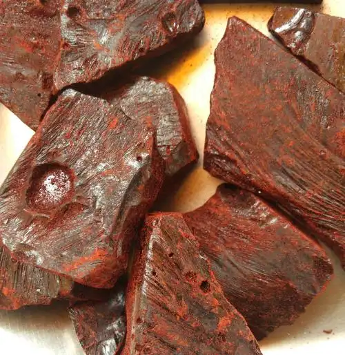 龙血竭 血竭 木血竭 块状 含量高 另有硇砂