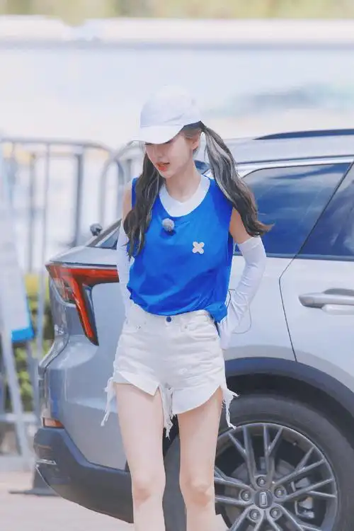 baby力破传闻穿超短裤录制跑男秀好身材为了节目真拼