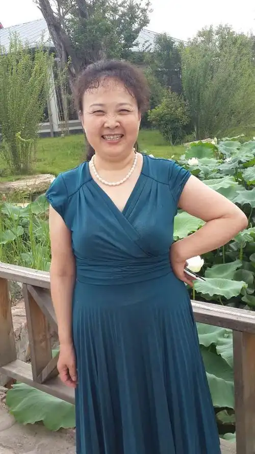 63岁丧偶女征婚照片(id:2250290)_河南郑州征婚交友_我主良缘网
