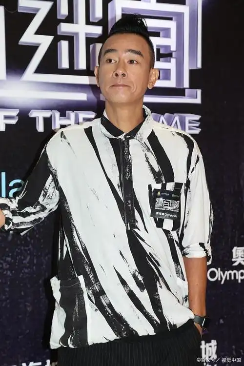 我想和你唱陈小春暖心互动歌曲曾陪伴歌迷度过低谷