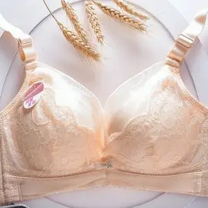 小胸加厚文胸超厚8cm聚拢平胸内衣性感无钢圈防下垂上托收副乳罩