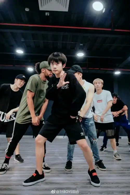 你想对现在的易烊千玺说些什么?