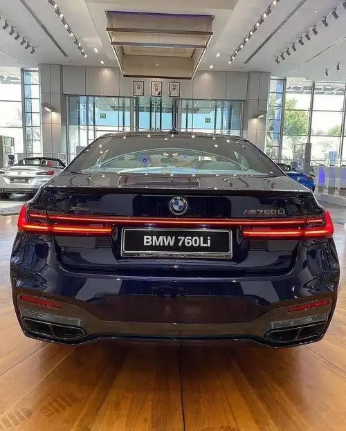 宝马m760li最后的v12