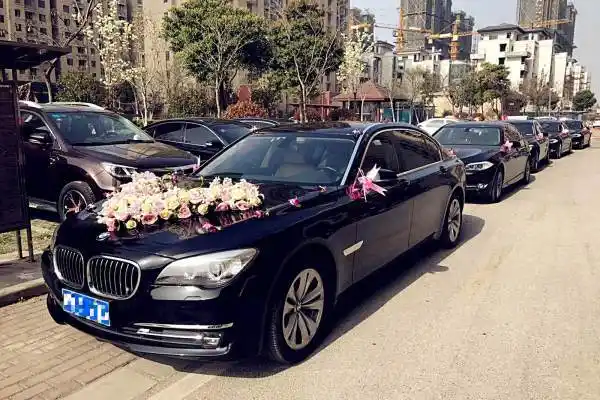 宝马7系 宝马5系车队-苏州婚车租赁-全名榜单