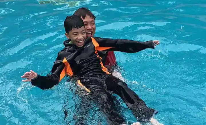 学员照片 潜水员照片            小朋友学习ow潜水证顺利毕业