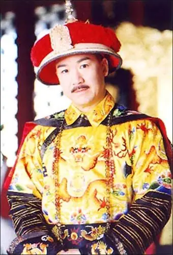 《康熙微服私访记》 康熙玄烨 (张国立)哈哈,一说康熙首先想到张国立