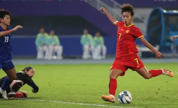王霜因伤缺席|奥运会|法国足球|足球运动员|中国体育联赛|中国女子