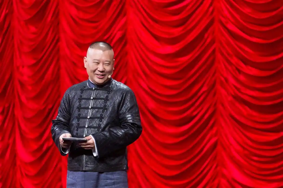 《欢乐喜剧人》第五季开播啦开播啦开播啦!