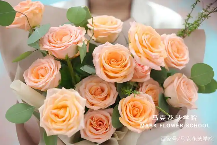 最温柔的爱情,柏拉图玫瑰花束|花艺培训