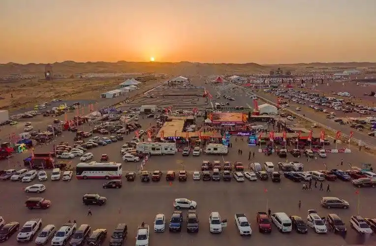 五彩斑斓的沙漠盛会,2021阿拉善英雄会游记_阿拉善左旗