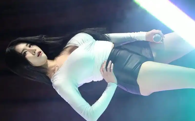 girlcrush普美1080p竖屏热舞韩国女团女神韩舞bomi普美大胸性感诱惑大