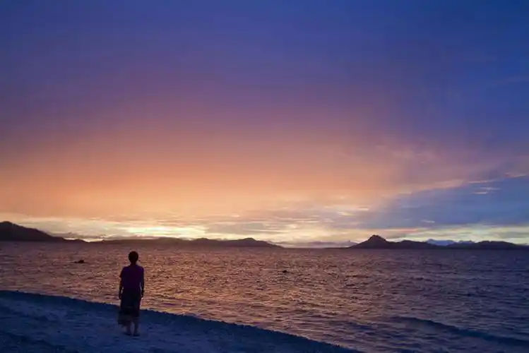 一个人,站,旅游,度假,海洋,美景,日落,密克罗尼西亚,亚洲,地形,景观