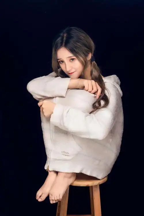 人气女主播小鱼儿虎牙直播首秀 七个月新主播实力惊呆众人!