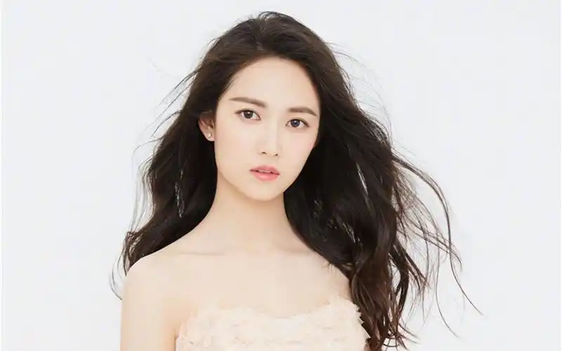 陈钰琪头像图片-美女壁纸-高清美女图片-第4图-娟娟壁纸