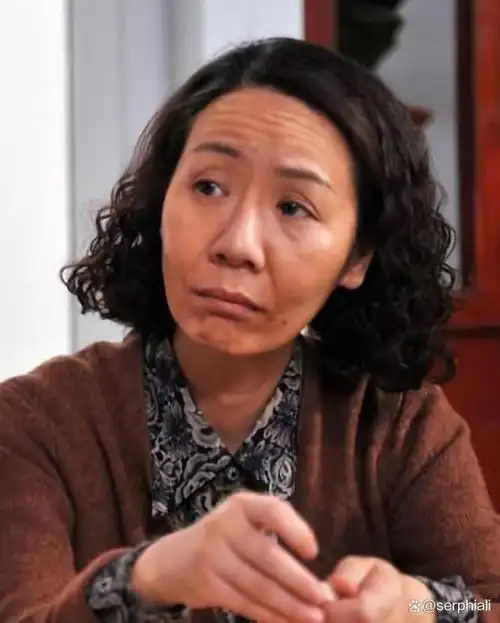 逆天改命!"中国丑女演员"嫁入豪门,这才是人生的赢家